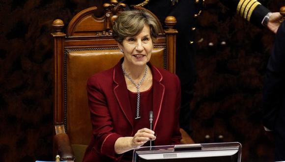 Chile: Enjuiciarán a la persona que hackeó a Isabel Allende