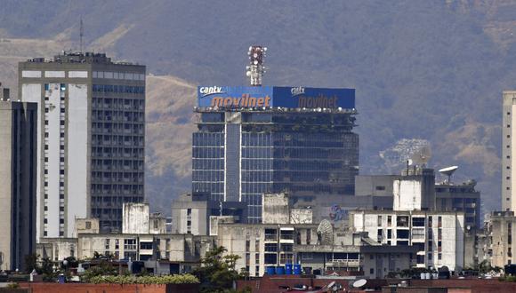 Imagen de archivo: Vista de la sede de la empresa estatal de telefonía e internet CANTV en Caracas, el 10 de marzo de 2019 (Foto por YURI CORTEZ / AFP)