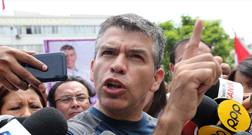 Julio Guzmán confirmó que en dos días presentará una apelación contra la decisión del JEE. (Foto: Andina)