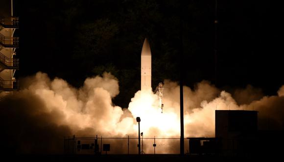 El lanzamiento de un misil hipersónico desde Kauai, Hawái, el 19 de marzo de 2020. (AFP).