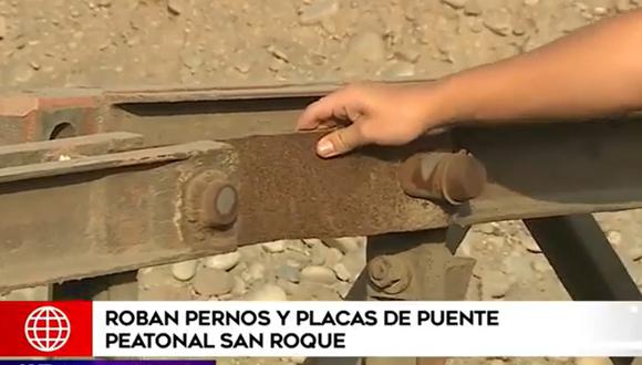 Vecinos de Huachipa y Ate denunciaron el robo de pernos y placas del puente peatonal San Roque. (Foto: Captura / América Noticias)