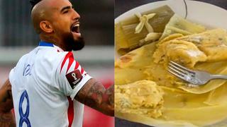 Arturo Vidal sorprende en redes sociales comiendo tamal | VIDEO