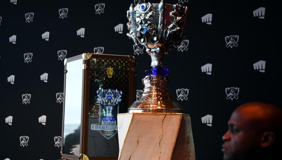 Final del Mundial de League of Legends. Esta es la copa que se llevará el campeón. (AFP)