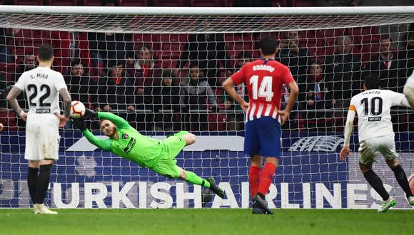 Atlético de Madrid vs. Valencia: Dani Parejo anotó el 2-2 de penal. (Foto: AFP)