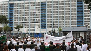 Essalud: sindicato de médicos anuncia paro nacional de 24 horas para este 15 de diciembre