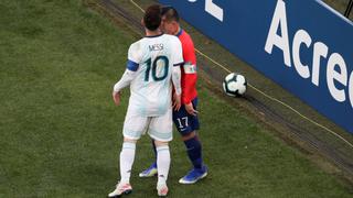Argentina vs. Chile: Messi y Medel expulsados tras terrible choque en área chilena | VIDEO