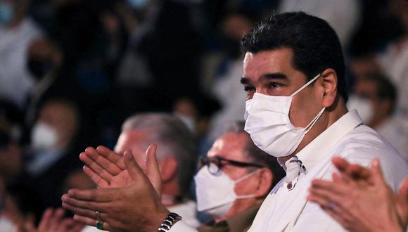 Maduro hizo un llamado a los ciudadanos a que acudan a vacunarse para evitar que la variante ómicron se haga “dominante” en el país. (Foto: Jhonn Zerpa / AFP)