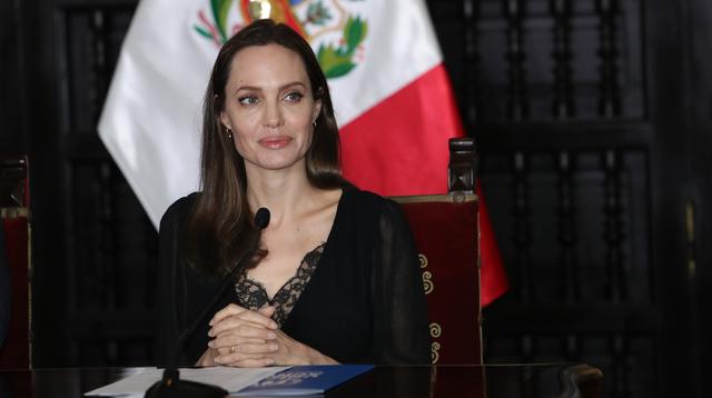 Angelina Jolie, durante su conferencia de prensa en Palacio de Gobierno. Minutos antes se reunió con el presidente peruano, Martín Vizcarra. (Foto: Rolly Reyna/ El Comercio)