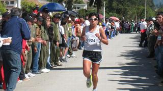 Julia Rivera queda tercera en maratón de mujeres de San Francisco, EE.UU.