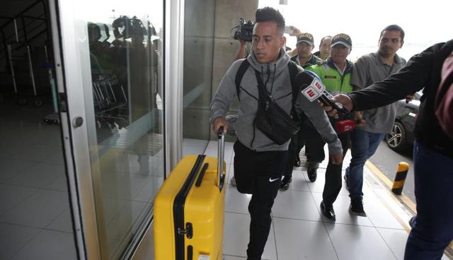 Christian Cueva llegó a Lima en medio de su complicada situación con Santos FC. (Foto: Francisco Neyra / GEC)