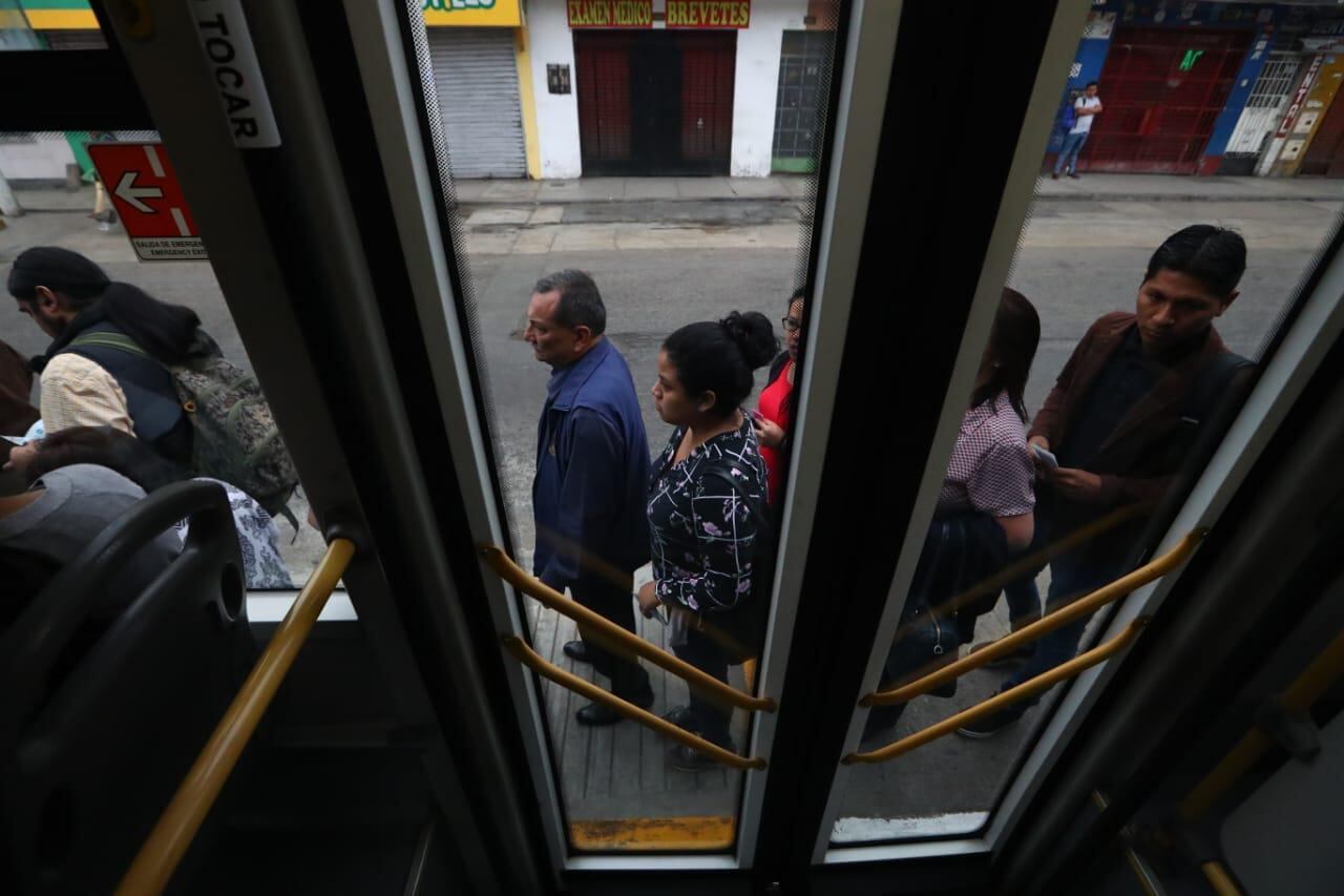 Desde hoy opera el nuevo servicio súper expreso del Metropolitano que va de Comas al cercado de Lima (Foto: Alessandro Currarino).
