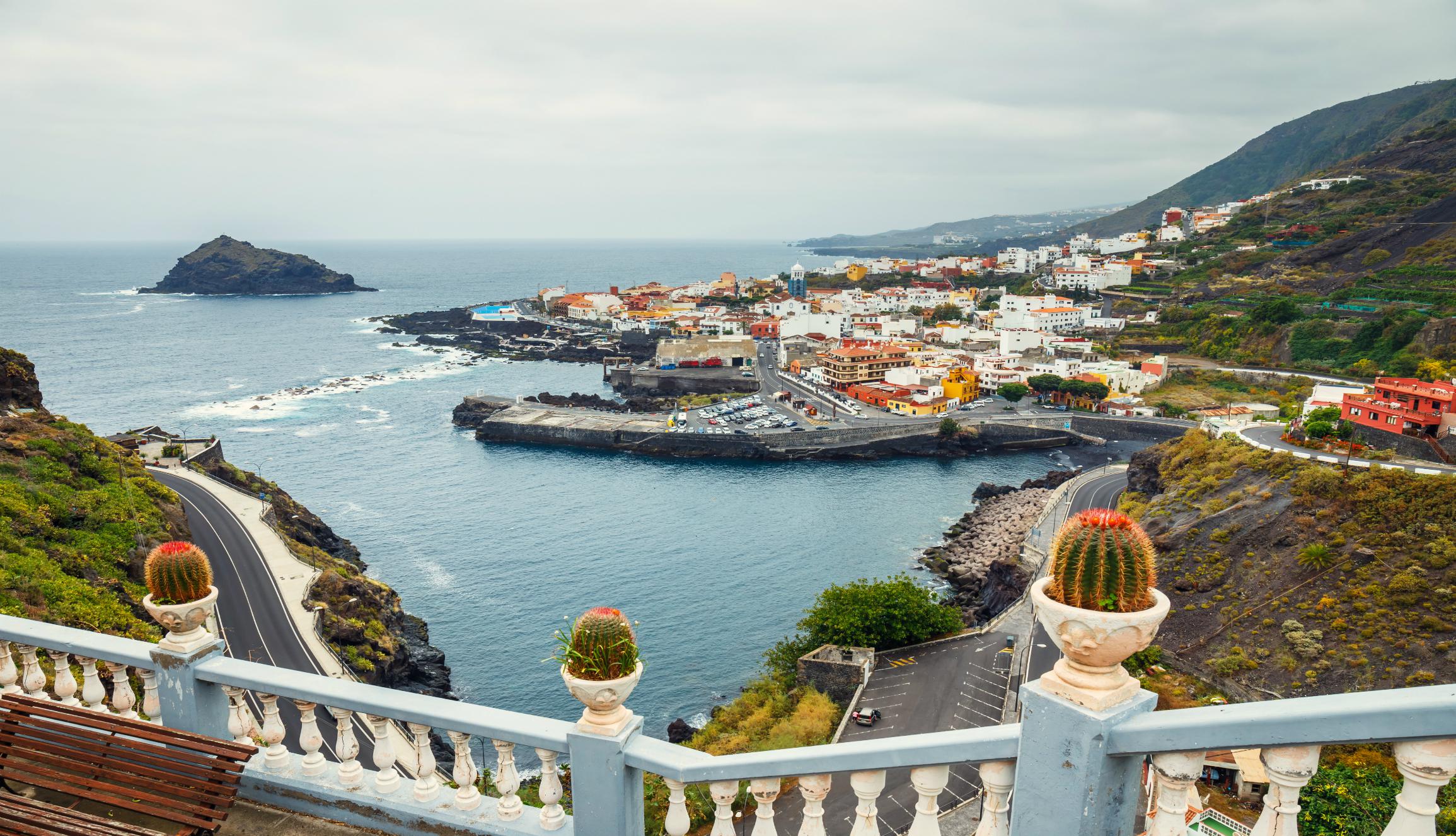 Los miradores y el casco histórico del municipio de Garachico, declarado Bien de Interés Cultural desde 1994, destacan en la isla de Tenerife. (Foto: Shutterstock).