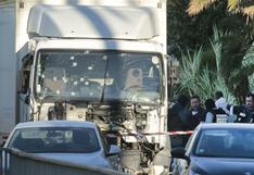 Ataque terrorista en Niza: motociclista trató de parar el camión