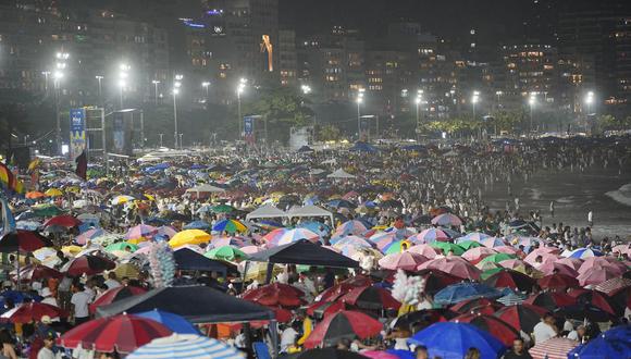 Las playas de Copacabana, atestadas de gente durante los festejos de Año Nuevo
Wagner Meier. (Foto: Getty Images South America)