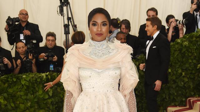 MET Gala 2018. Alicia Quarles asiste a la exhibición "Heavenly Bodies: Fashion & The Catholic Imagination" en el Museo Metropolitano de arte de Nueva York. (Foto: AFP)