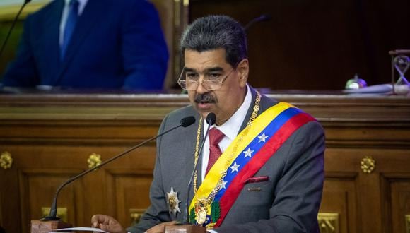 El presidente venezolano, Nicolás Maduro, presenta su rendición de cuentas ante la Asamblea Nacional (AN, Parlamento), de contundente mayoría oficialista, en Caracas, Venezuela, el 15 de enero de 2024. (Foto de Rayner Peña R. / EFE)