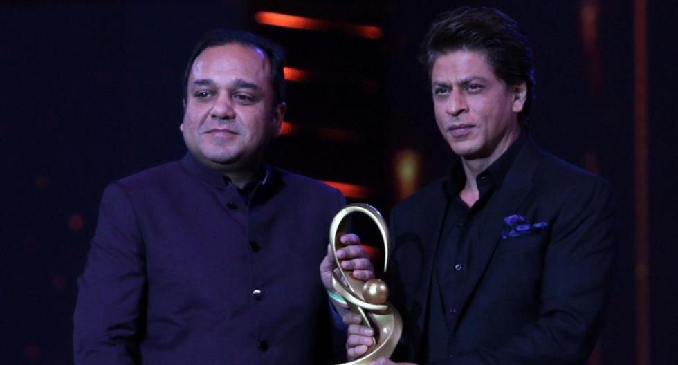 Shah Rukh Khan fue galardonado en premiación de Bollywood. (Foto: Difusión)