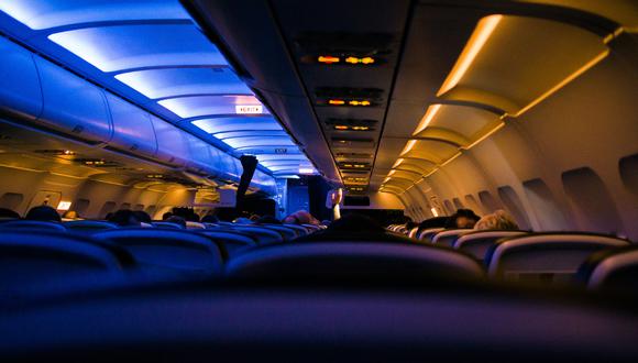 ¿Cómo es la ‘cabina secreta’ de un avión donde duermen pilotos y azafatas durante un vuelo de larga duración? | Foto: Unsplash