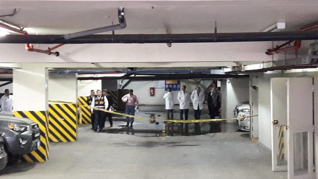 Las explosiones se registraron en dos ambientes de la clínica Ricardo Palma. Los dos implicados se encuentran graves en el mismo nosocomio. (Foto: Jorge Malpartida / El Comercio)