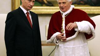 Putin expresa sus condolencias al Vaticano por la muerte de Benedicto XVI
