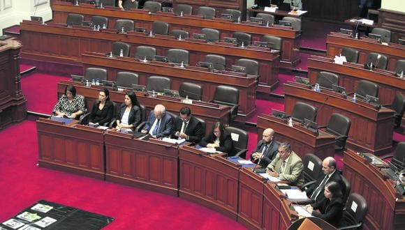 El Gabinete Ministerial encabezado por Alberto Otárola expuso los lineamientos del Gobierno ante el pleno del Parlamento. (Foto: Jorge Cerdán / GEC)