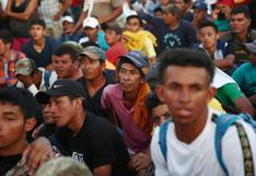 Nueva caravana de migrantes pasa control policial en Guatemala tras diálogo