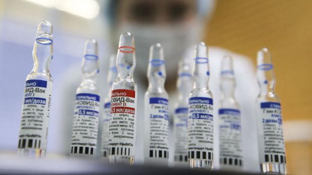Sputnik V put Russia ahead in the race to develop a coronavirus vaccine.  (Getty Images).