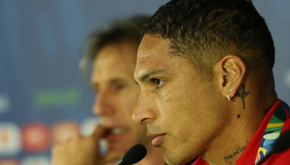 Paolo Guerrero: "Voy a tener que buscar la forma de burlar a Godín y Giménez para crear situaciones de gol". | Fuente: Reuters