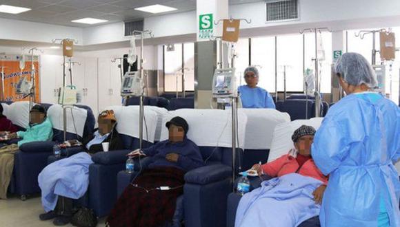 Más de 175,000 pacientes enfrentan enfermedades oncológicas en el Perú. (Foto: Andina)
