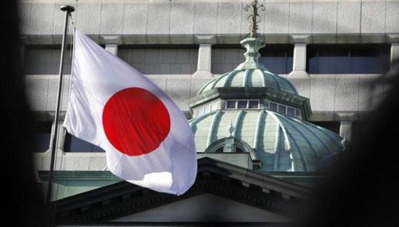 Japón cambia su política monetaria: Yen y oro suben