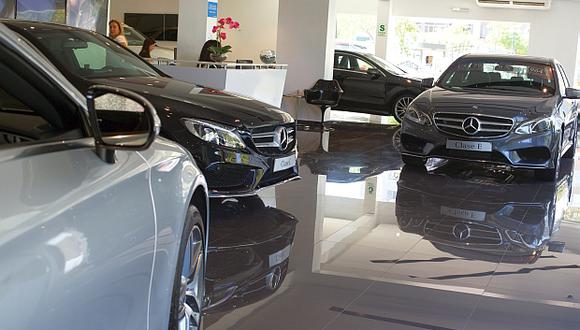 Mercedes-Benz es uno de los principales jugadores del mercado de autos de lujo. El año pasado colocó 1.614 vehículos en el Perú. (Foto: El Comercio)