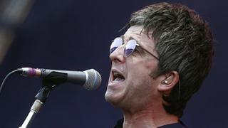 Noel Gallagher, el hermano provocador de Oasis, cumple 50 años