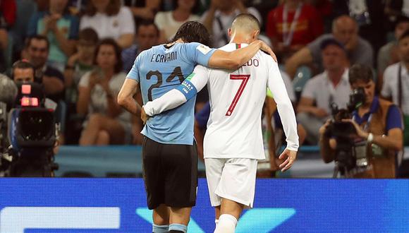 Edison Cavani y Cristiano Ronaldo demostraron compañerismo; lo que es un ejemplo para los hinchas. (Foto: Reuters)