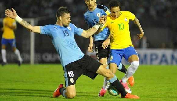 Brasil y Uruguay juegan hoy desde el Emirates Stadium por amistoso FIFA 2018. | AFP