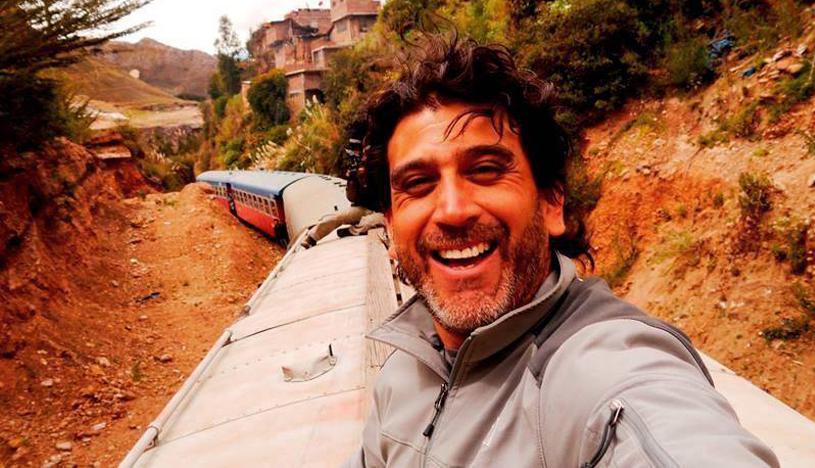 Manolo del Castillo conduce ‘Reportaje al Perú’. El programa de viajes lleva diecinueve años al aire. (Foto: Facebook oficial)