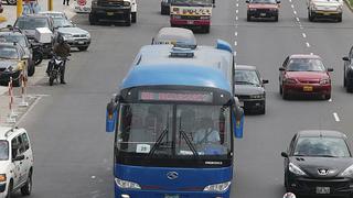 Corredor azul tiene taxis y competencia por poca fiscalización