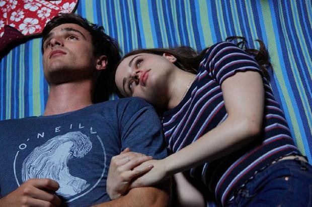 Is this the end of Elle and Noah's love story?  (Photo: Netflix)
