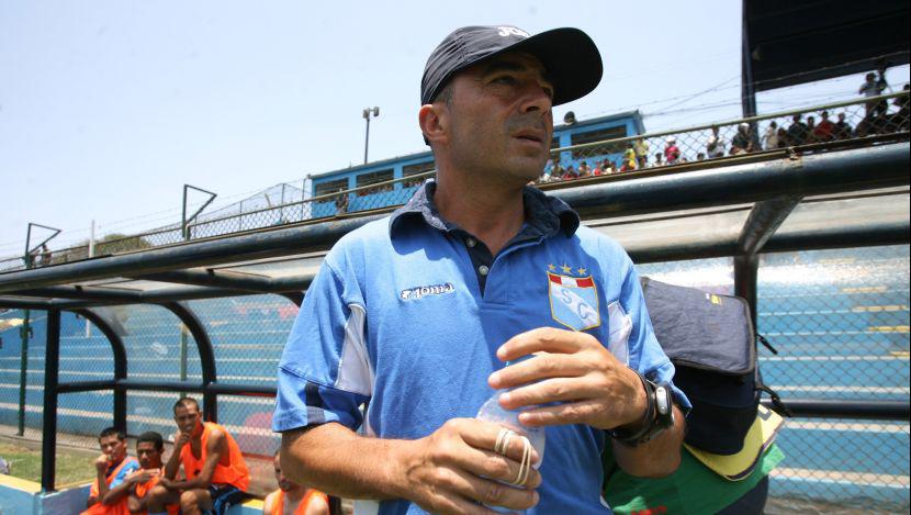 Jorge Sampaoli duró cinco meses en Sporting Cristal. Se fue luego de un doloroso 3-0 ante U. San Martín. (USI)