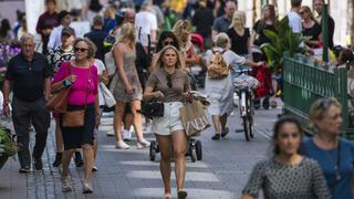 Suecia se resiste a obligar el uso de mascarillas, como lo hace la mayoría de países de Europa | FOTOS 