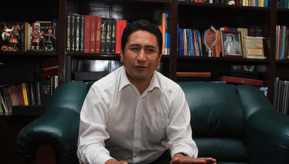 El secretario general de Perú Libre aseguró que tras la resolución que anula su sentencia retornará al hospital para sus labores como médico y a ser docente universitario. (Foto: El Comercio)