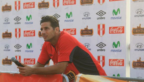 Federación asegura que Pizarro no está convocado para jugar