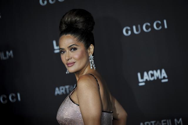 La actriz latina ha sorprendido con un radical cambio de look en el primer trailer de la cinta 'Like a Boss', de Paramount Pictures. (Foto: AFP)