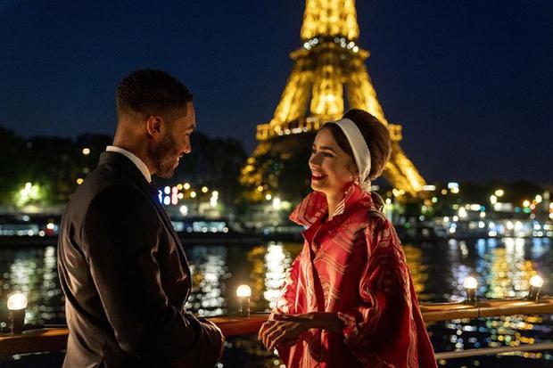 What happens to Alfie and Emily after the second season is over "Emily in Paris"?  (Photo: Netflix)