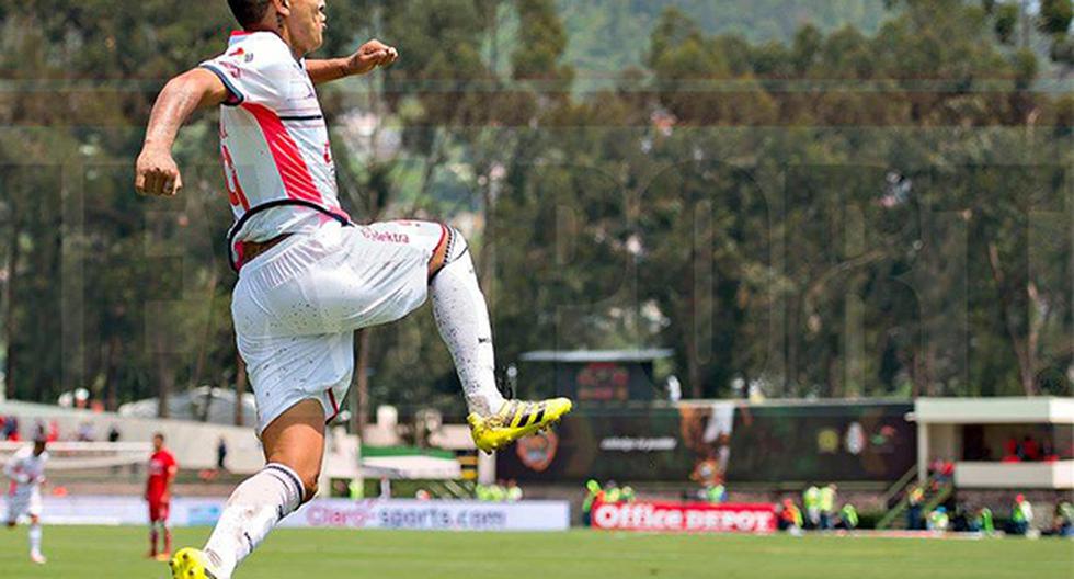 Raúl Ruidíaz fue uno de los mejores hombres del partido en el empate entre Monarcas y Toluca. (Foto: Mexsports)