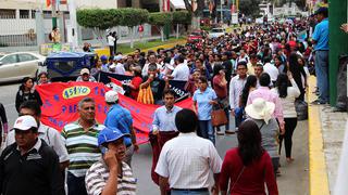 Piura: maestros en huelga serán recibidos en Minedu mañana