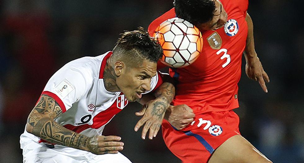 Perú no pudo con Chile en Santiago y terminó perdiendo 2 a 1 por la décima fecha de las Eliminatorias Rusia 2018 (Foto: EFE)