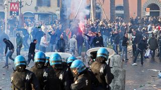 Europa League: ultras del Feyenoord pelearon con policías