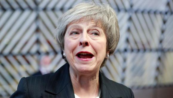 Theresa May continúa bajo presión por parte del sector más euroescéptico de su formación, que está en contra del acuerdo sobre el Brexit. (Foto: EFE).