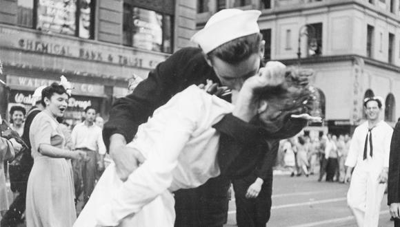 Fallece el protagonista de icónica foto tomada tras el fin de la Segunda  Guerra Mundial | HISTORIAS | MAG.