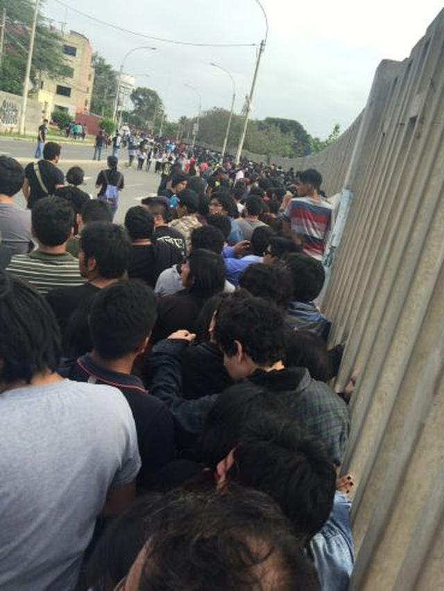 Vivo X el Rock 6: caos para entrar a estadio San Marcos [FOTOS] - 14